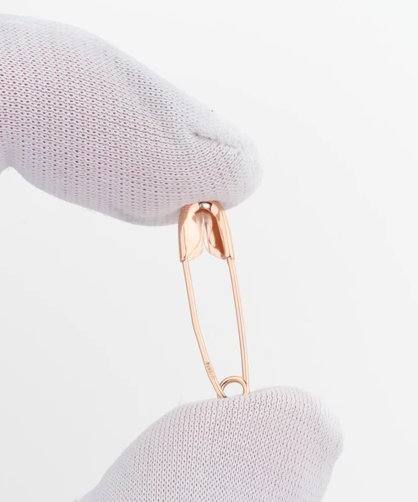 Золотая брошь