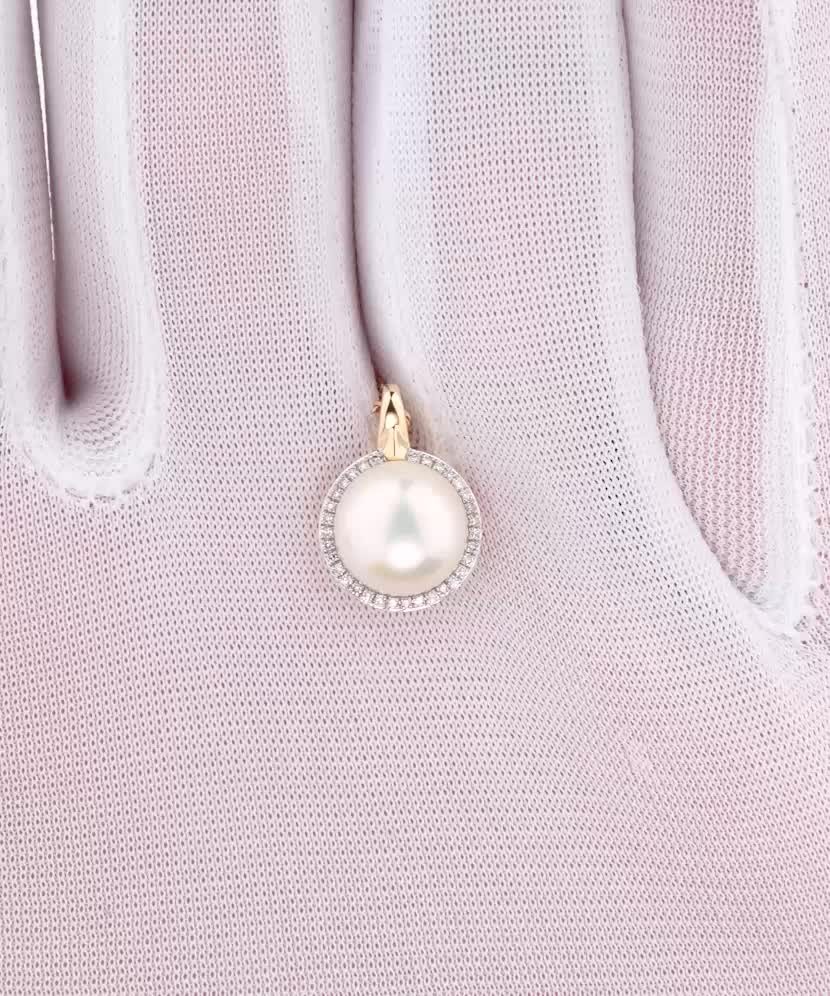 Подвеска из желтого золота с бриллиантами и жемчужиной