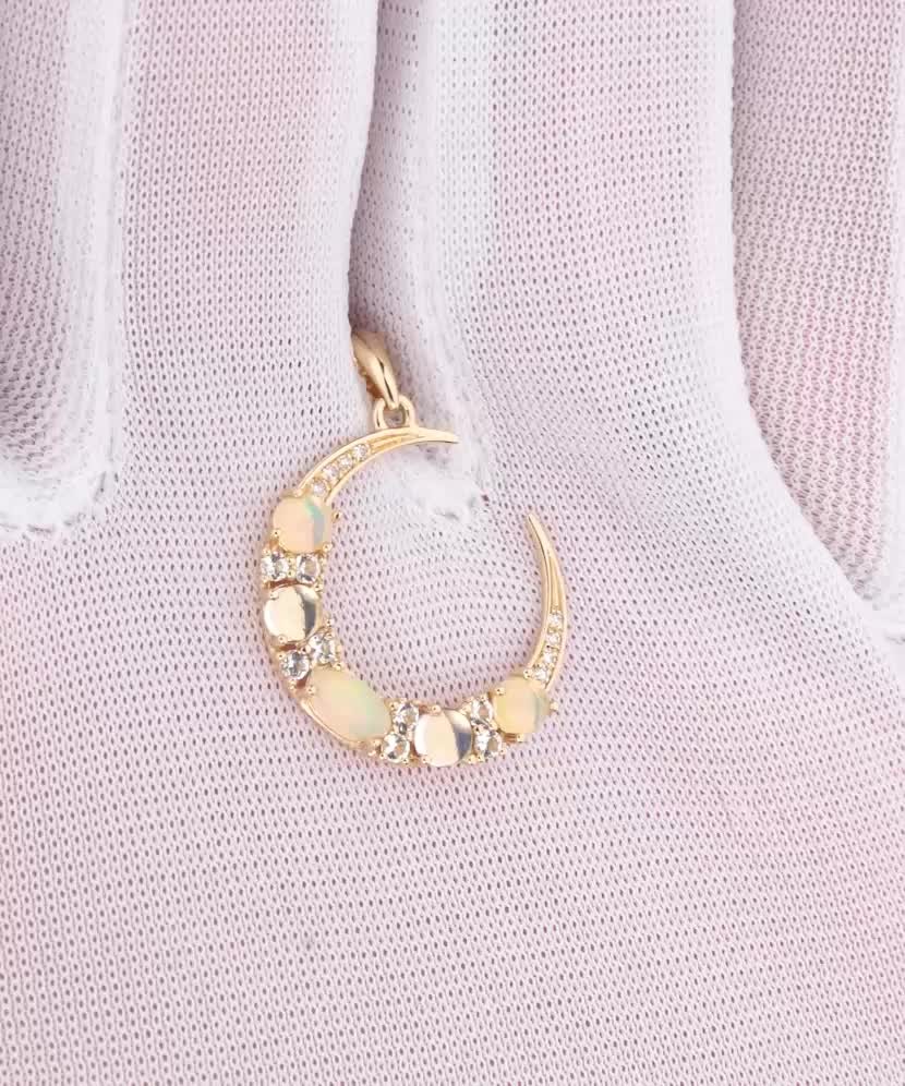 Kollase kulla ripats teemantide, opaalide ja topaasidega