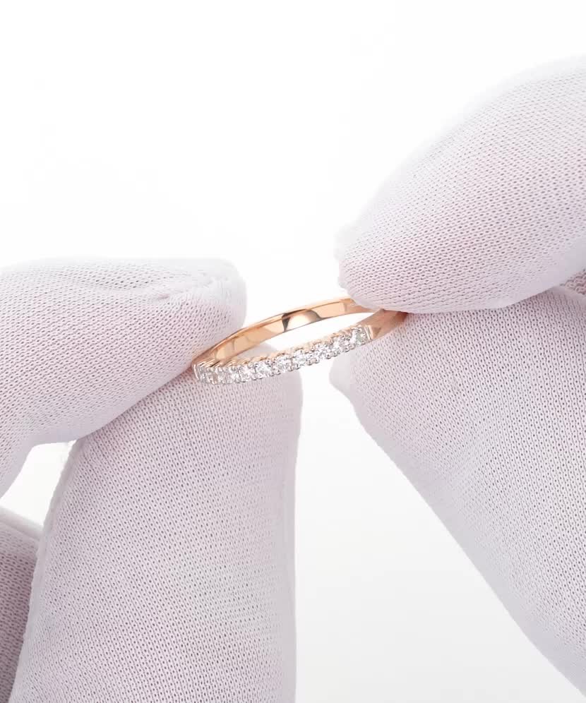 Kuldsõrmus briljantitega