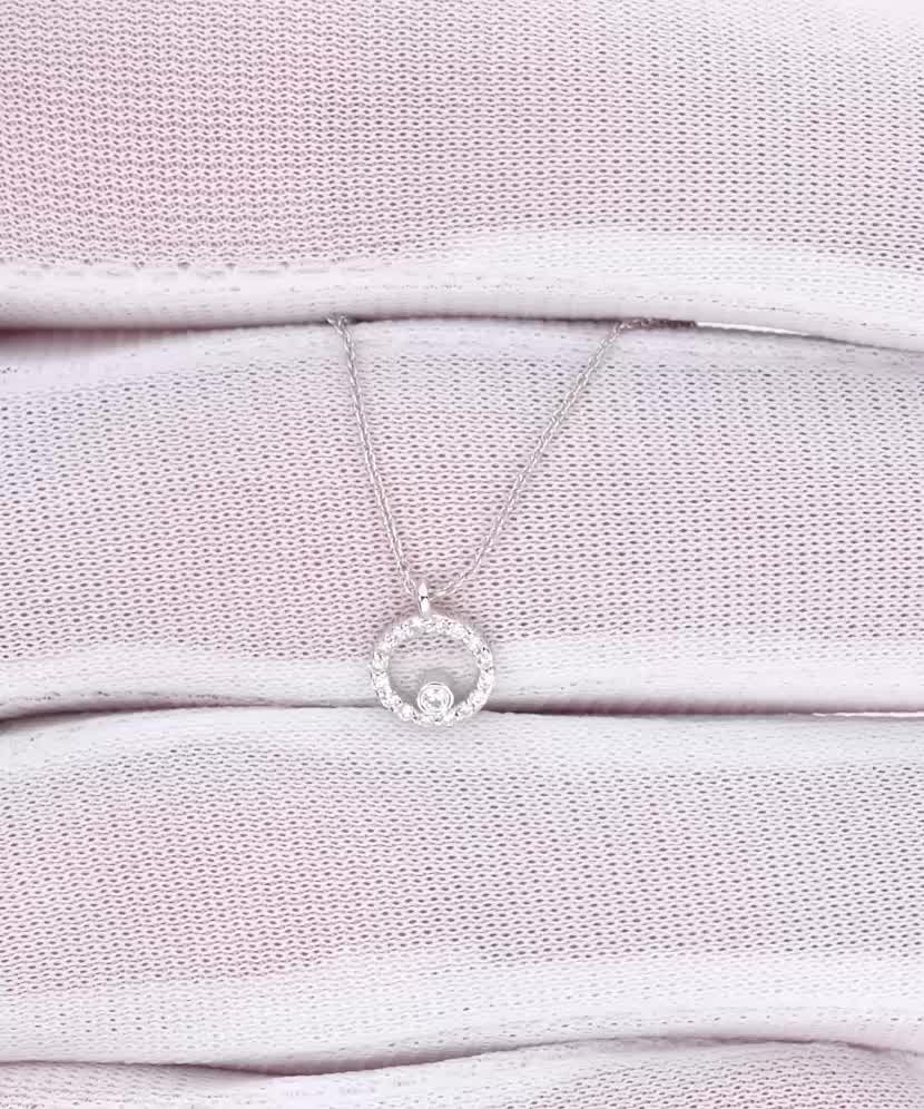 Valgest kullast kett teemantidega