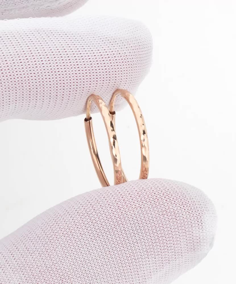 Graveeritud kuldkõrvarõngad