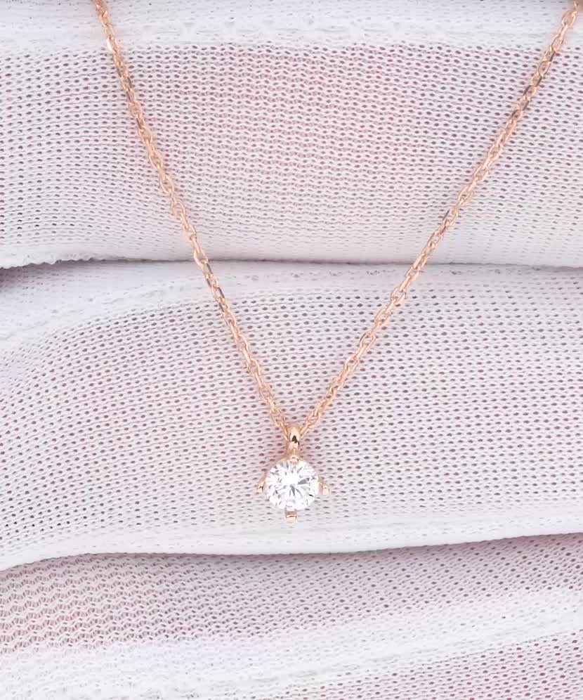 Золотая цепочка с подвеской из циркона