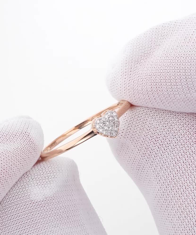 Kuldsõrmus teemanditega