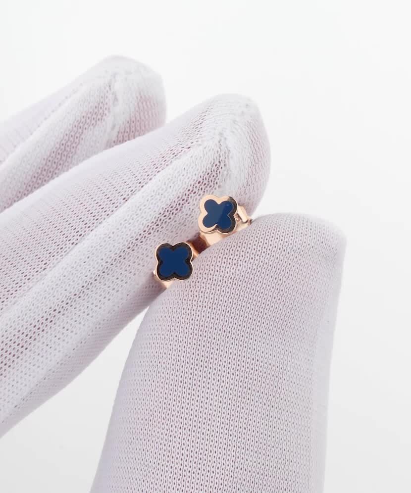 Kuldsed kõrvarõngad