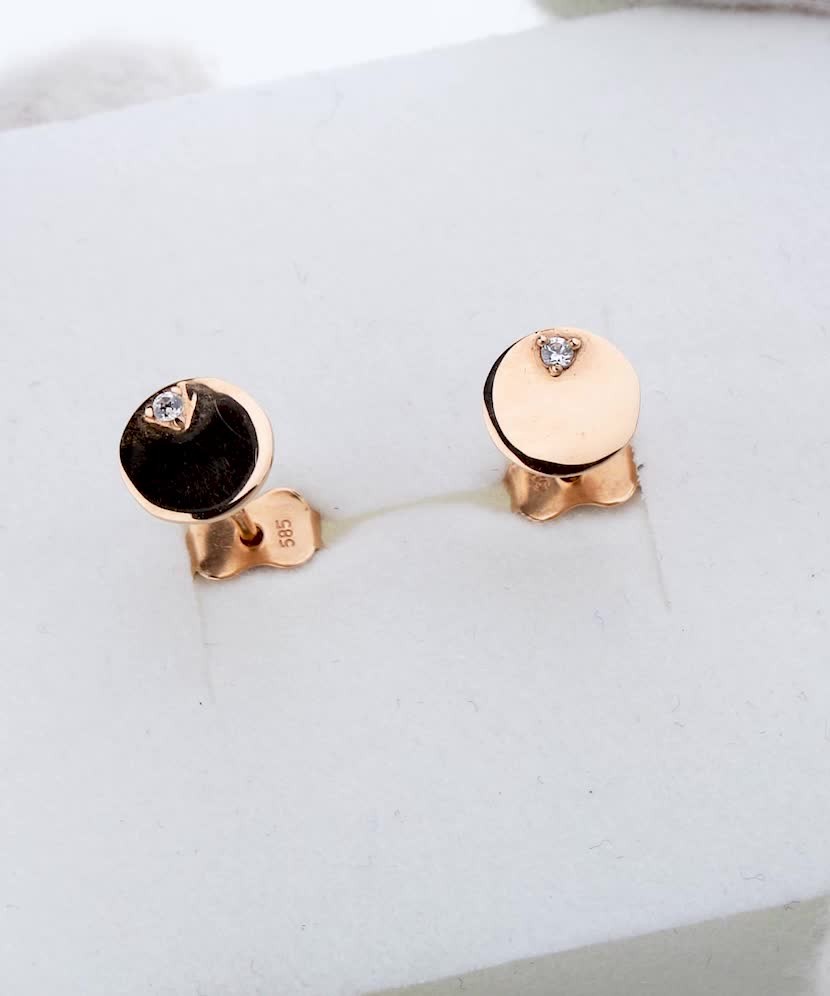 Kuldkõrvarõngad tsirkoonidega Goldinga VX8-X7ZE0299-R