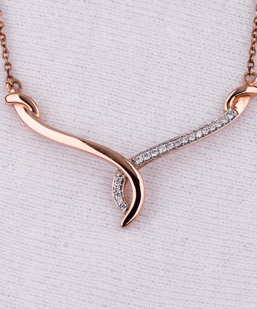 Золотая цепочка с бриллиантовым подвеской