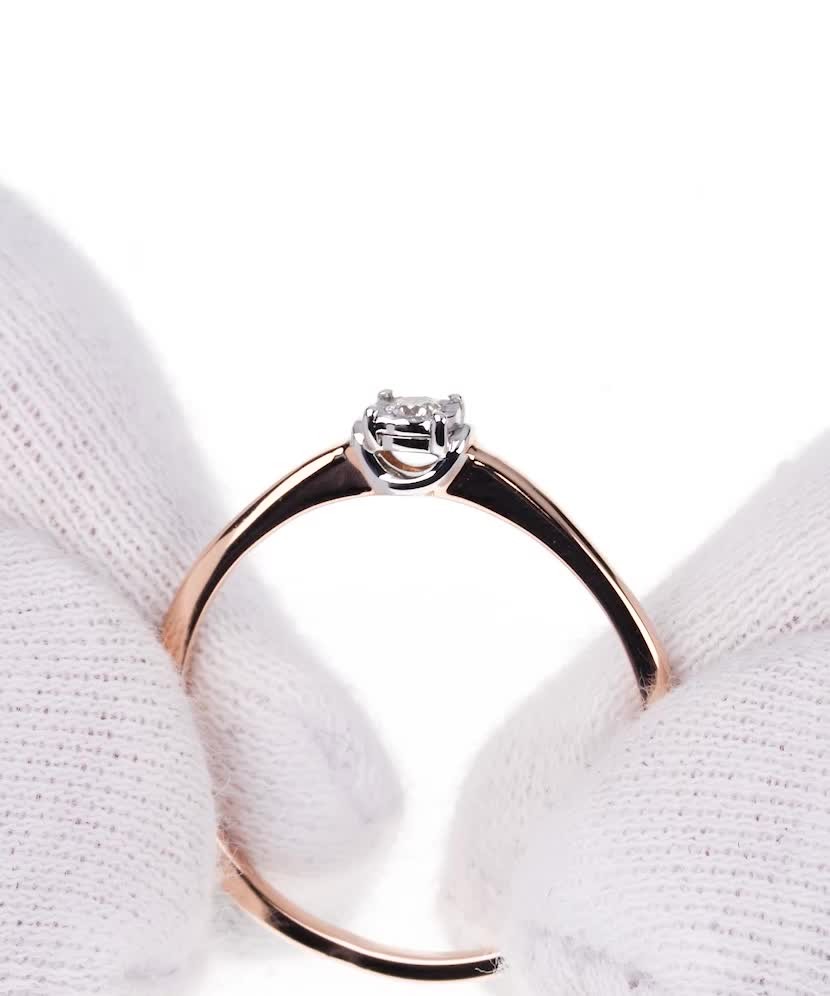 Золотое кольцо с бриллиантами