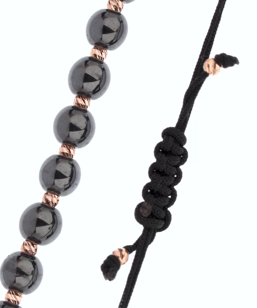 Браслет из черной нити с золотом и гематитами