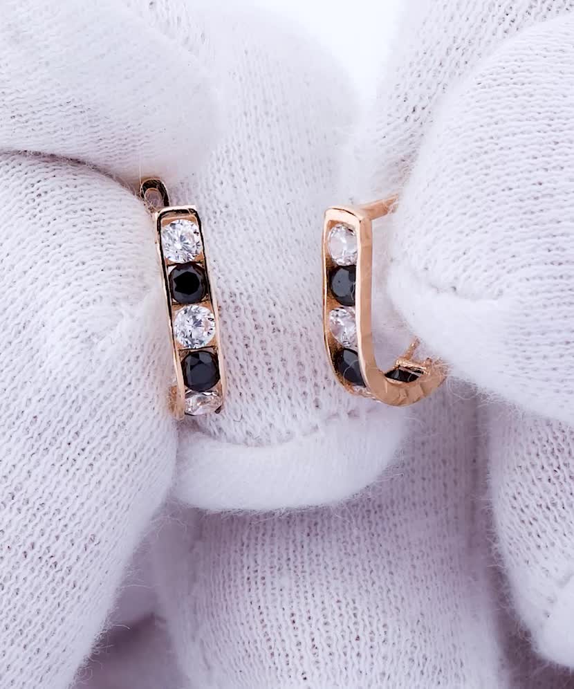 Laste kuldkõrvarõngad tsirkoonidega