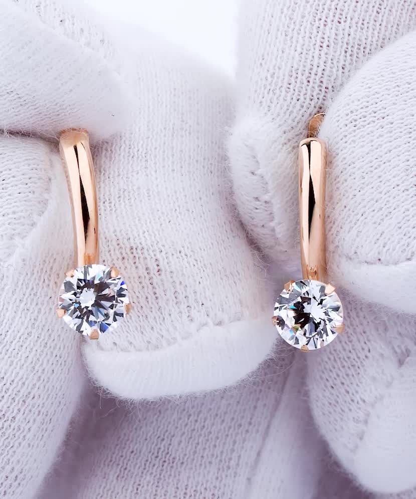 Золотые серьги с цирконами