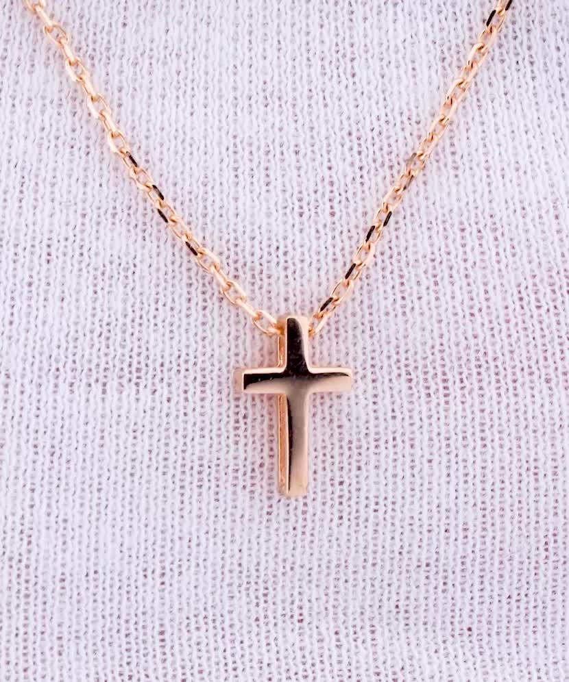 Kuldkett ripatsiga "rist"