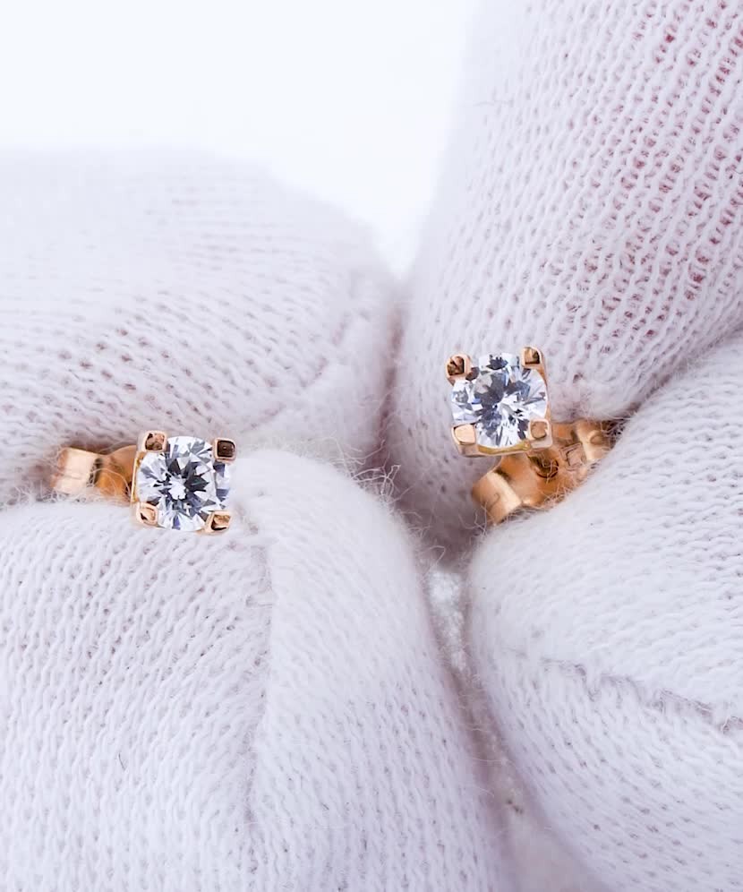 Золотые серьги с цирконами