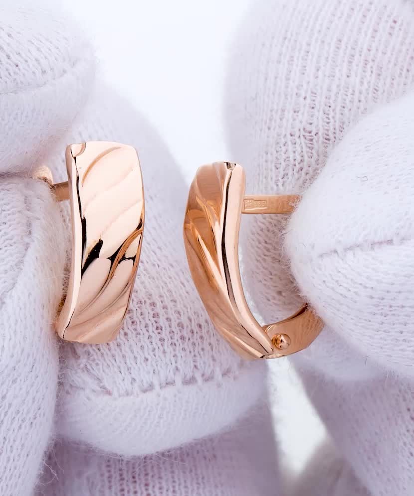 Золотые серьги