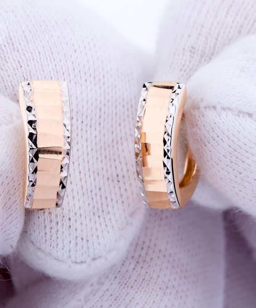 Золотые серьги