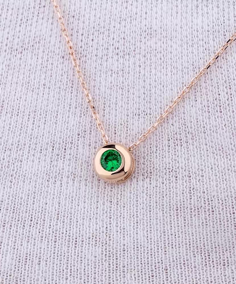 Золотая цепочка с подвеской из циркона