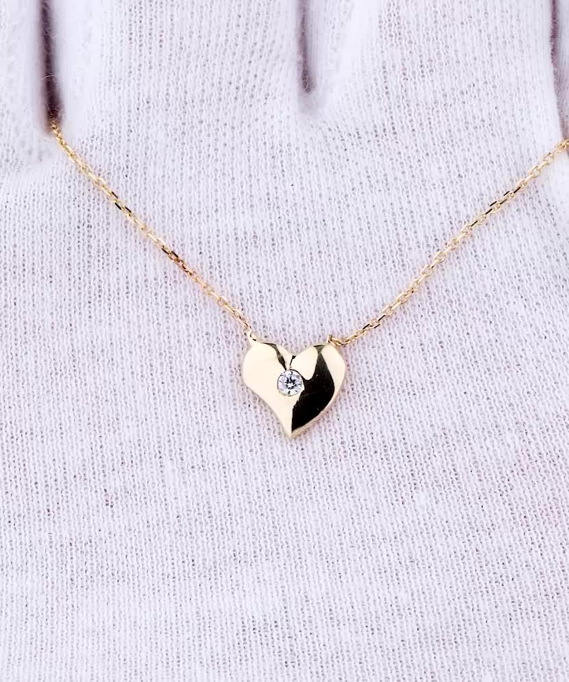 Kollase kuldkett Tsirkoonist Ripatsiga "süda"