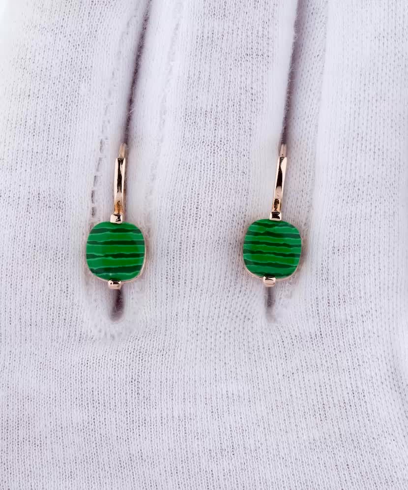 Золотые серьги с малахитами