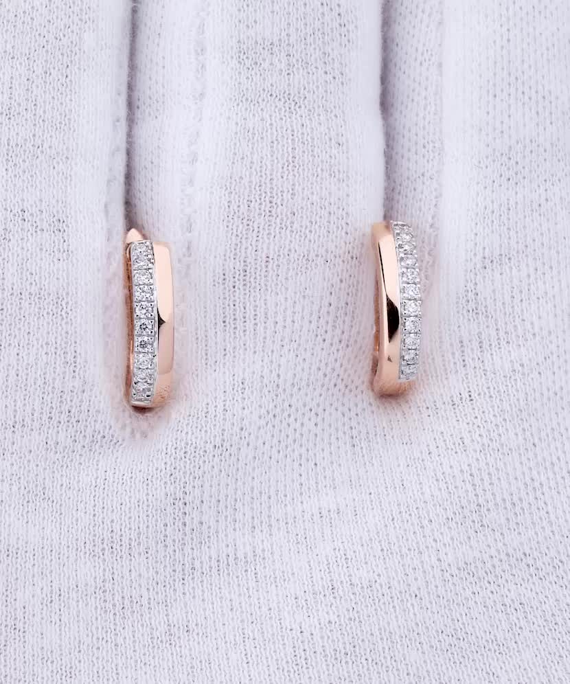 Kuldkõrvarõngad briljantidega