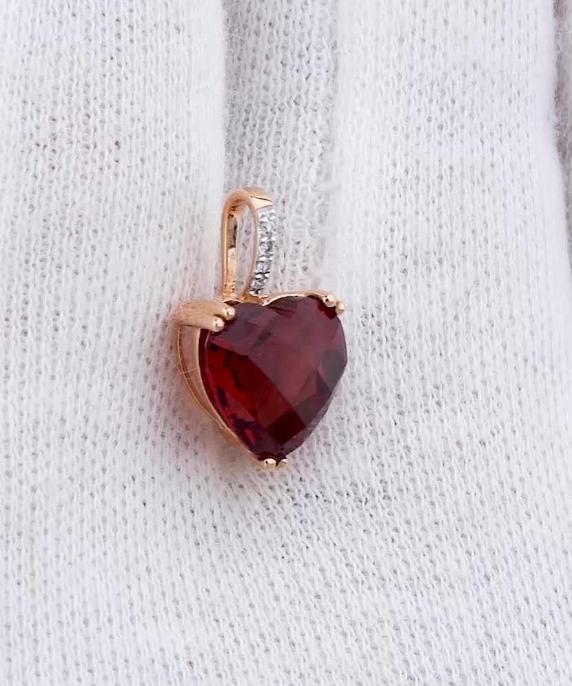 Kuldripats teemantide ja granaadiga