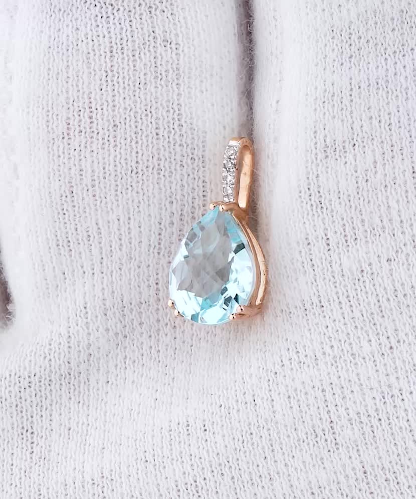 Kuldripats teemantide ja topaasiga