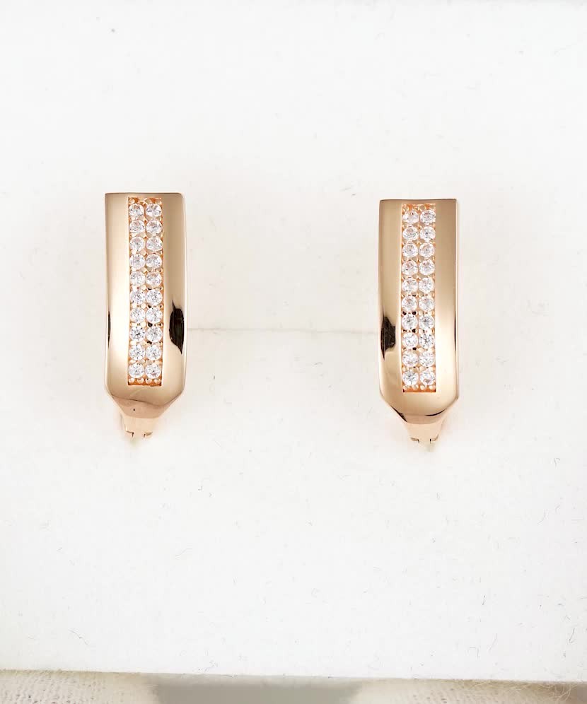 Золотые серьги с цирконами