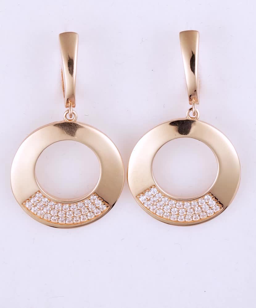 Kuldkõrvarõngad tsirkoonidega