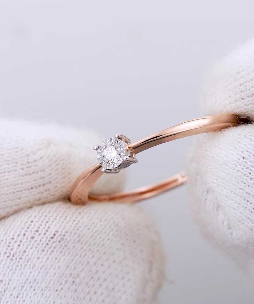 Золотое кольцо с алмазами