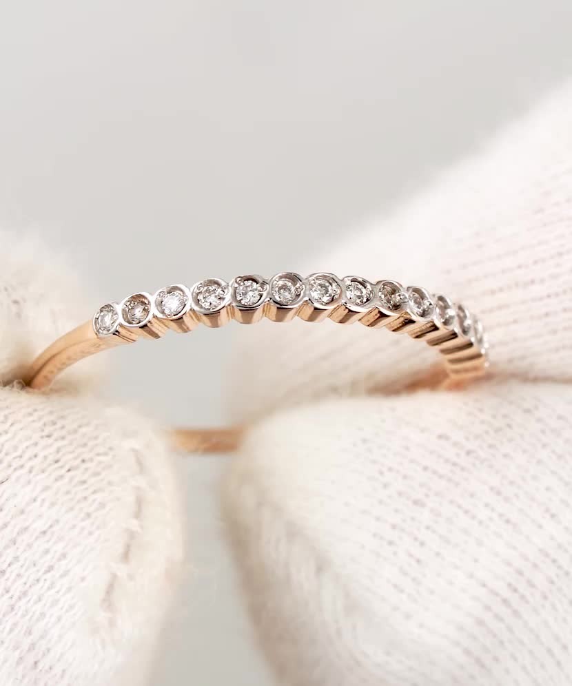 Золотое кольцо с алмазами