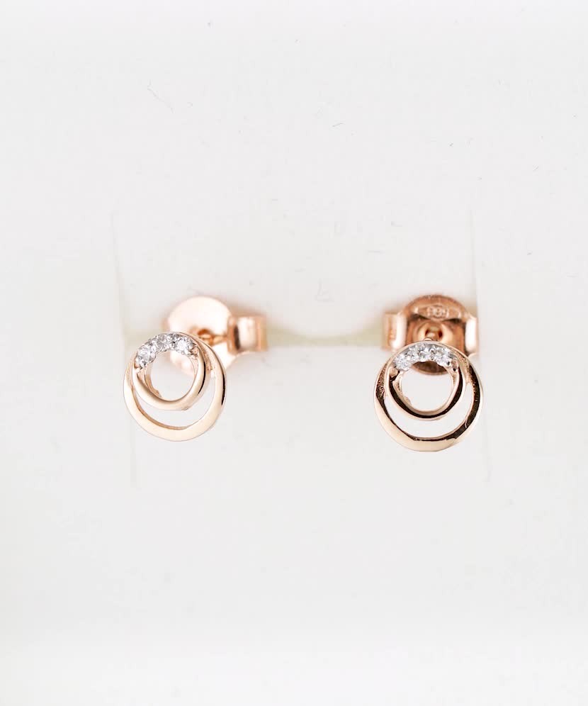 Kuldkõrvarõngad briljantidega