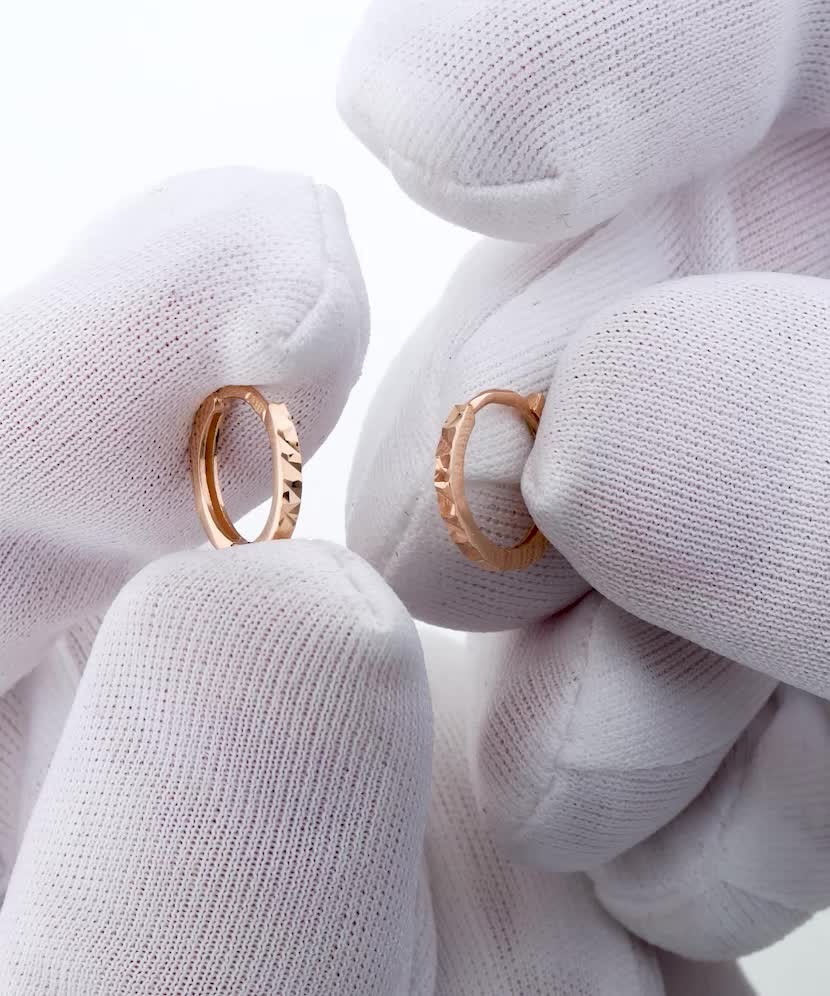 Золотые серьги