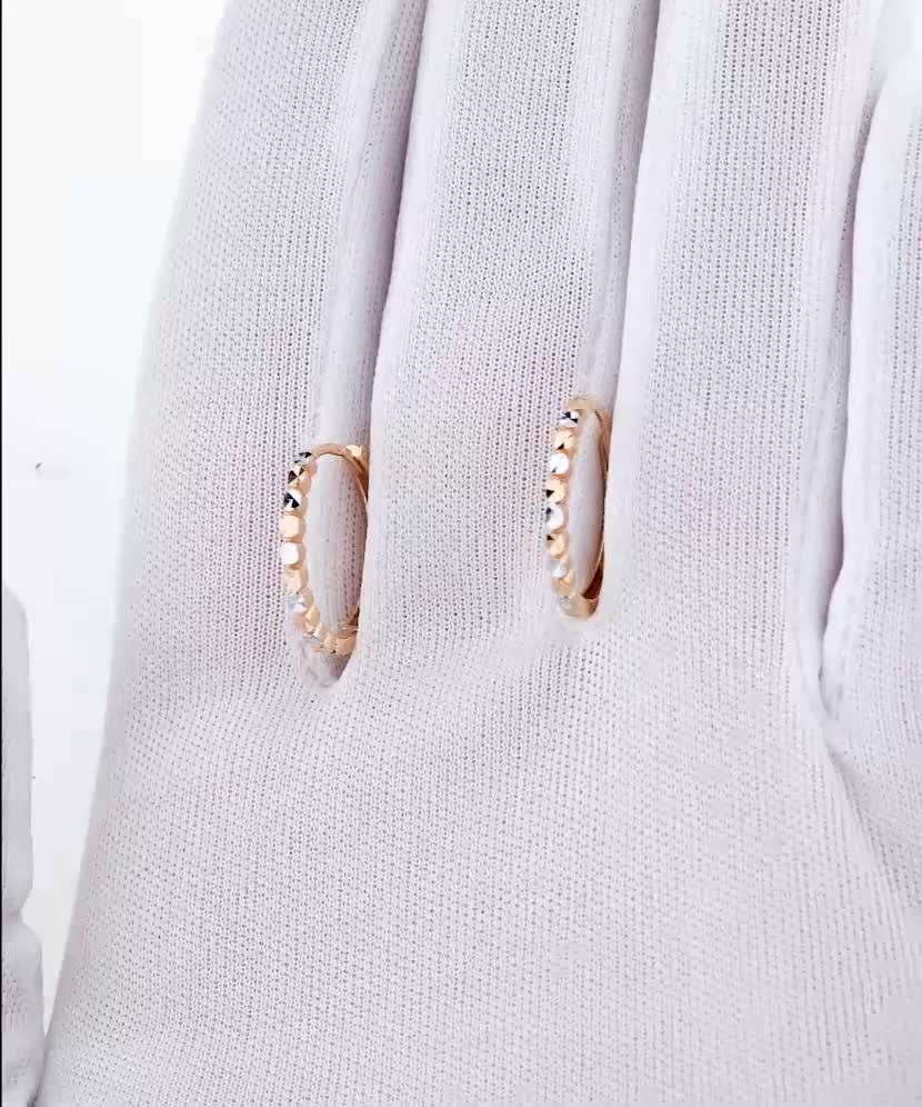 Золотые серьги