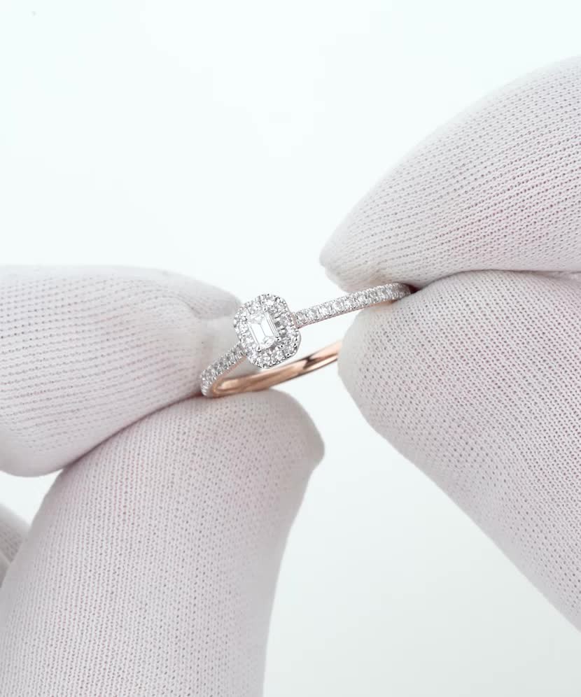 Золотое кольцо с алмазами